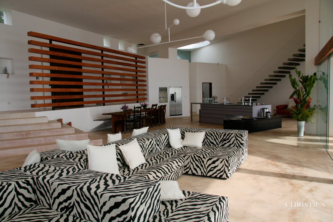 Jungle and Ocean Architectural Masterpiece