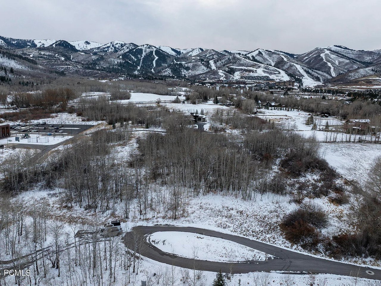 3815 N Two Creeks Ln