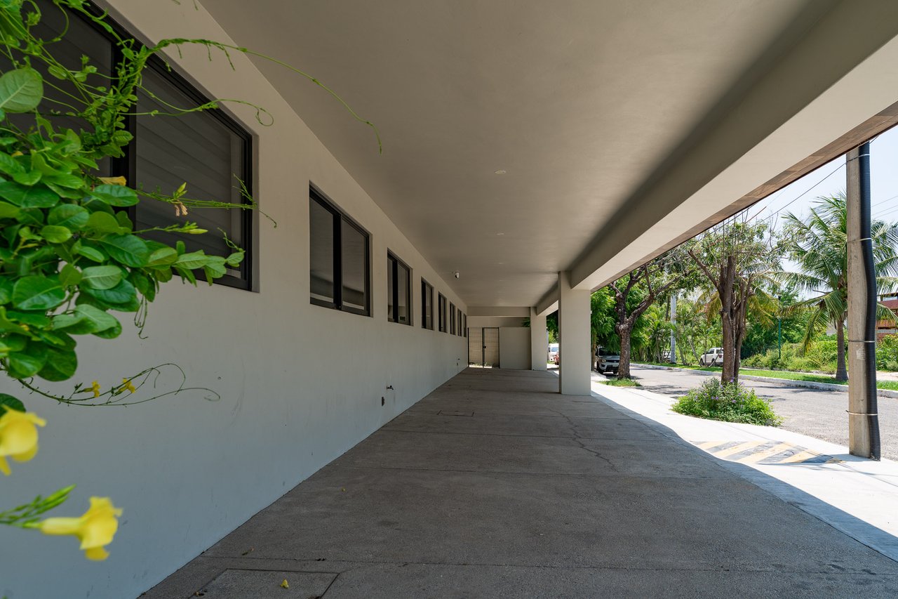 2 Bedroom, Condo, XCAANDA