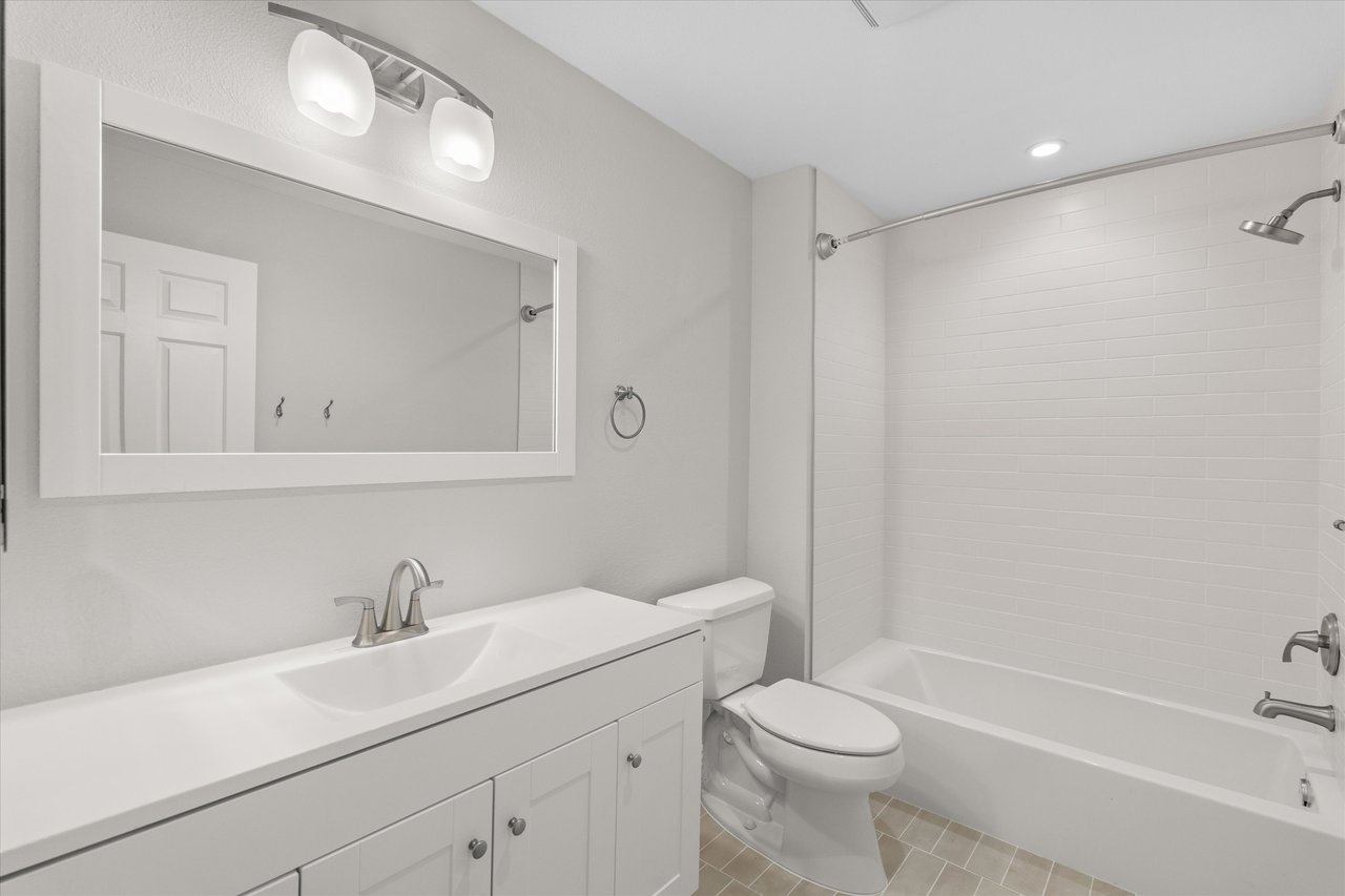 12321 Ocean Park Blvd #14