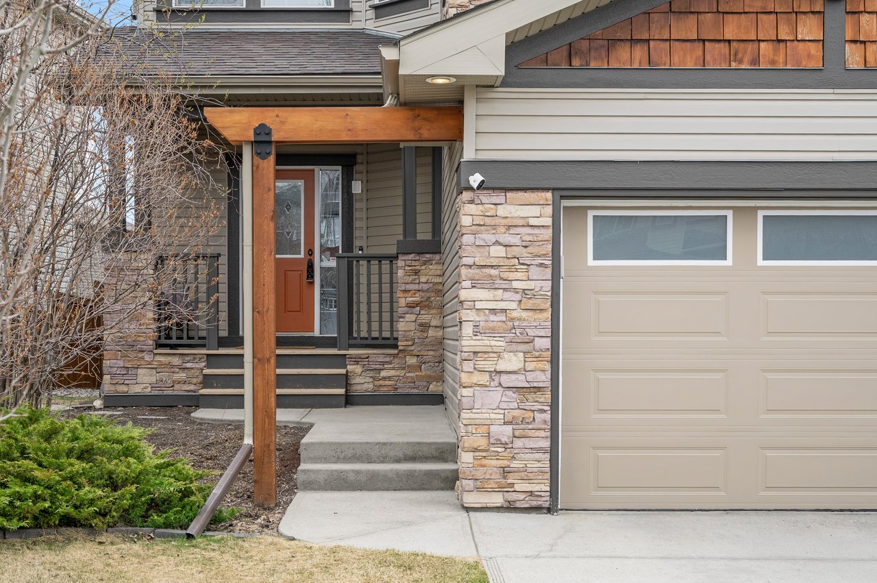 311 Royal Oak Circle NW