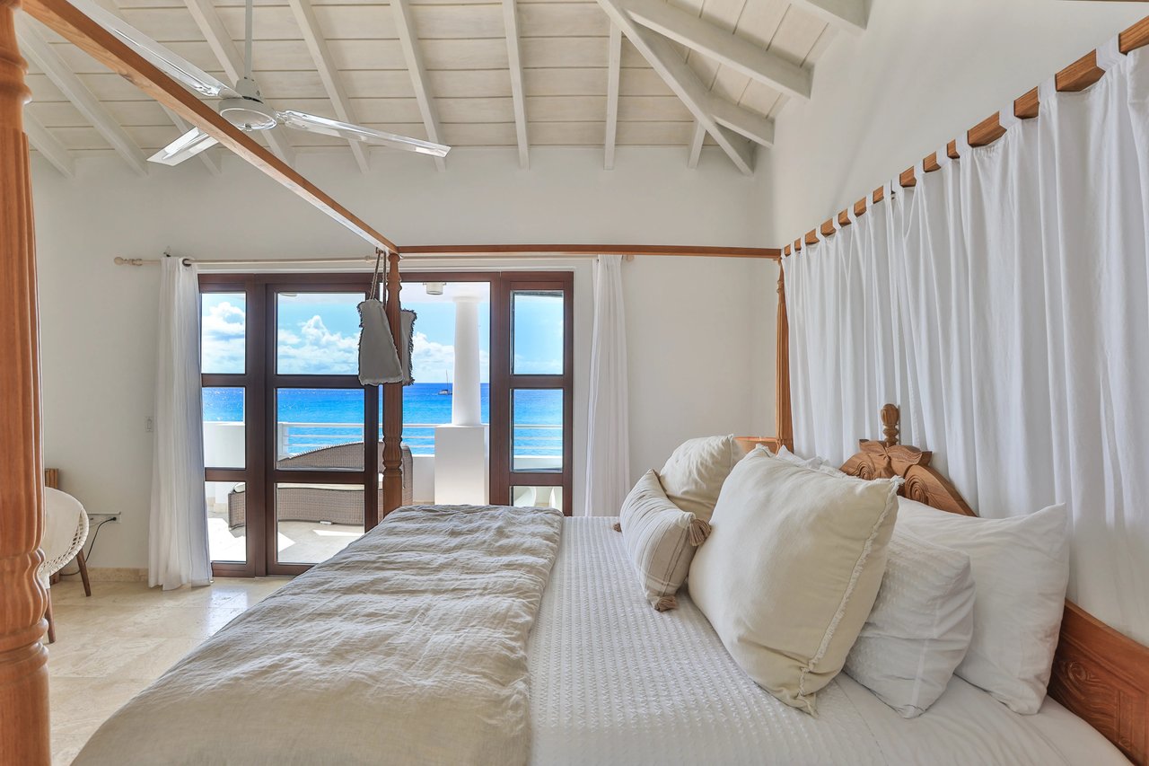 Exceptional Beachfront Villa – Cupecoy