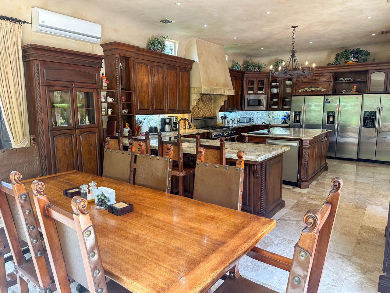 Villa Tuscana | Luxury Golf-Front Tuscan-Style Estate in Hacienda Pinilla