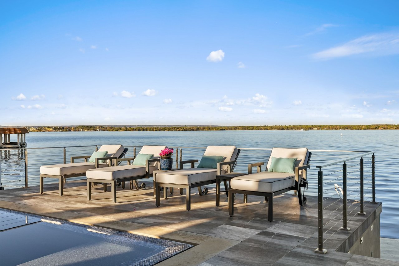 402 Lighthouse Drive