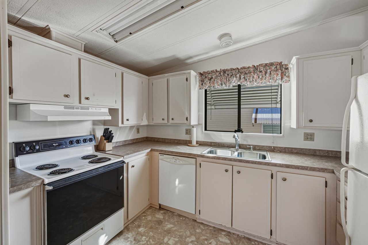 35025 MCCULLOUGHS LEAP