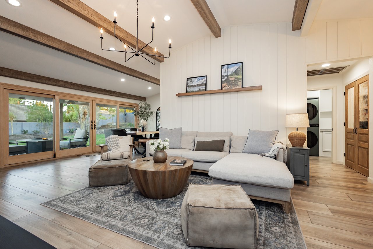 contact-form-background