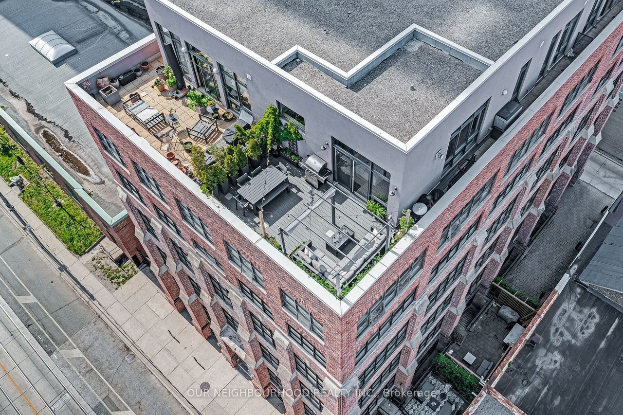 Regent Park Penthouse 