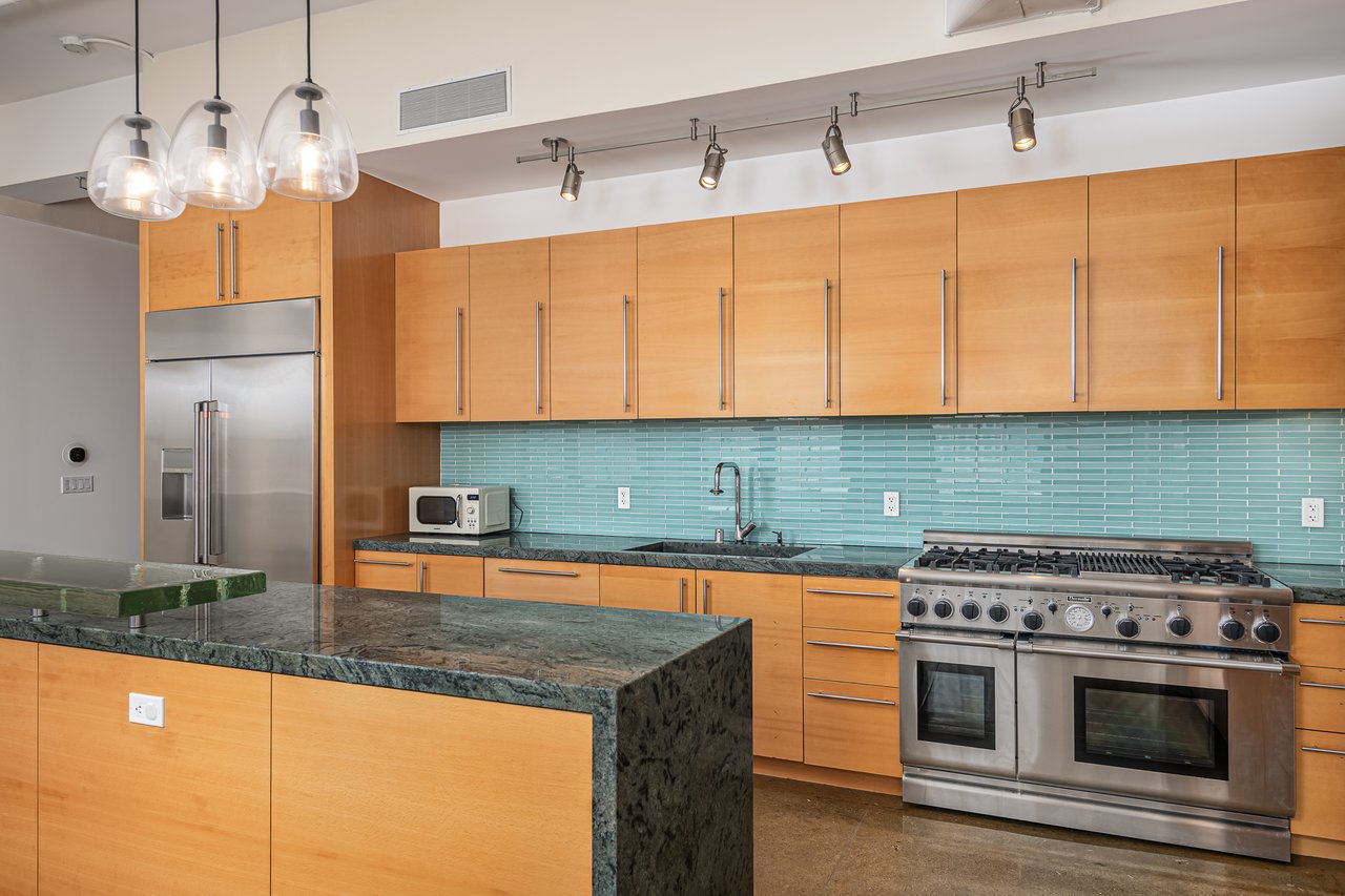 2 Mint Plaza #602