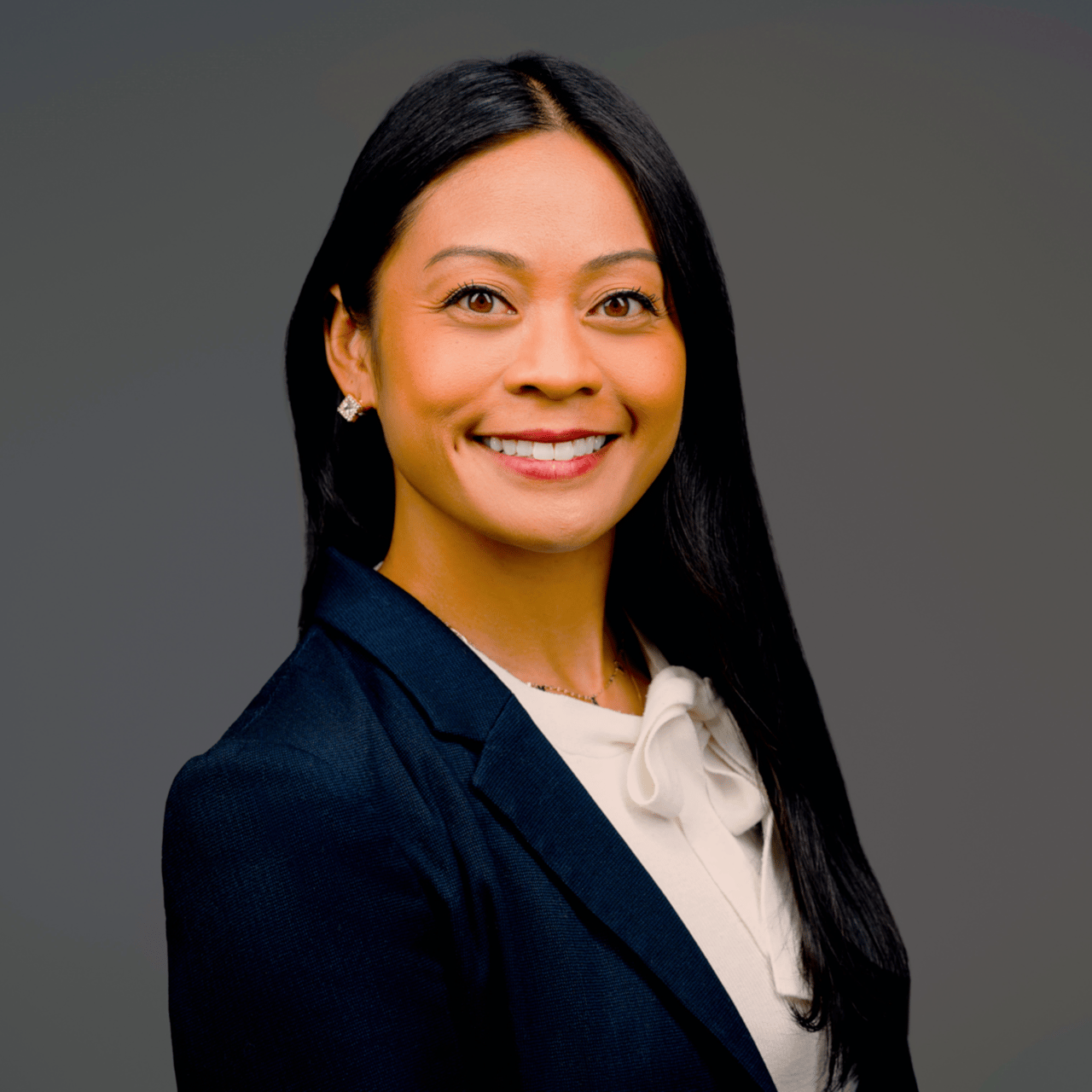 Adrienne Piatkowski Wheaton, IL Real Estate Agent Headshot