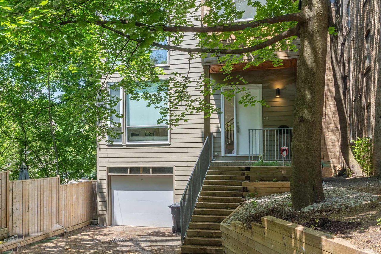496 Kingston Rd