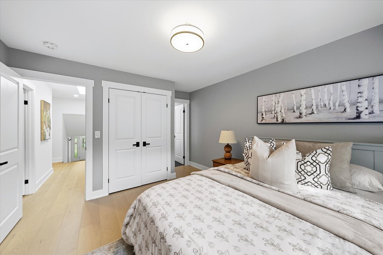 11 Avondale Cres 