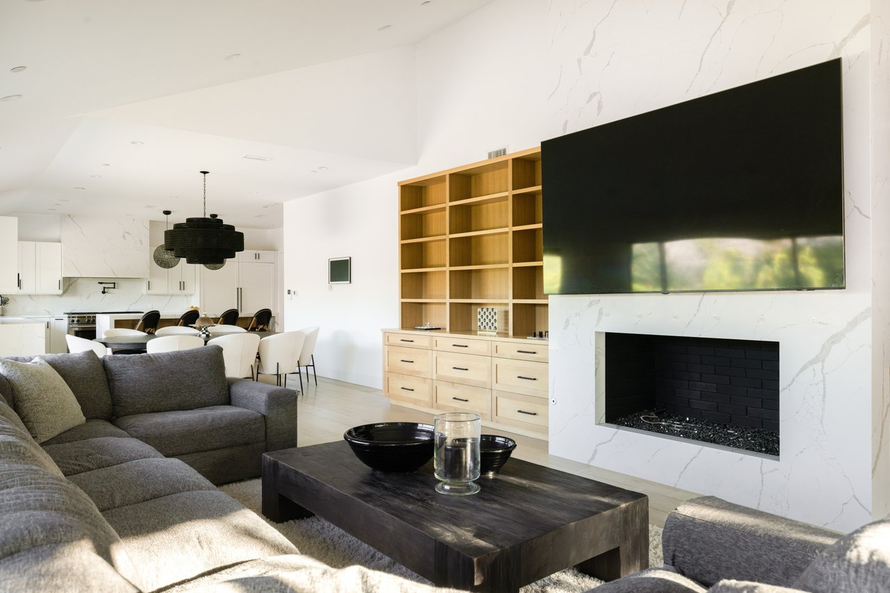 1396 Kingsboro Ct