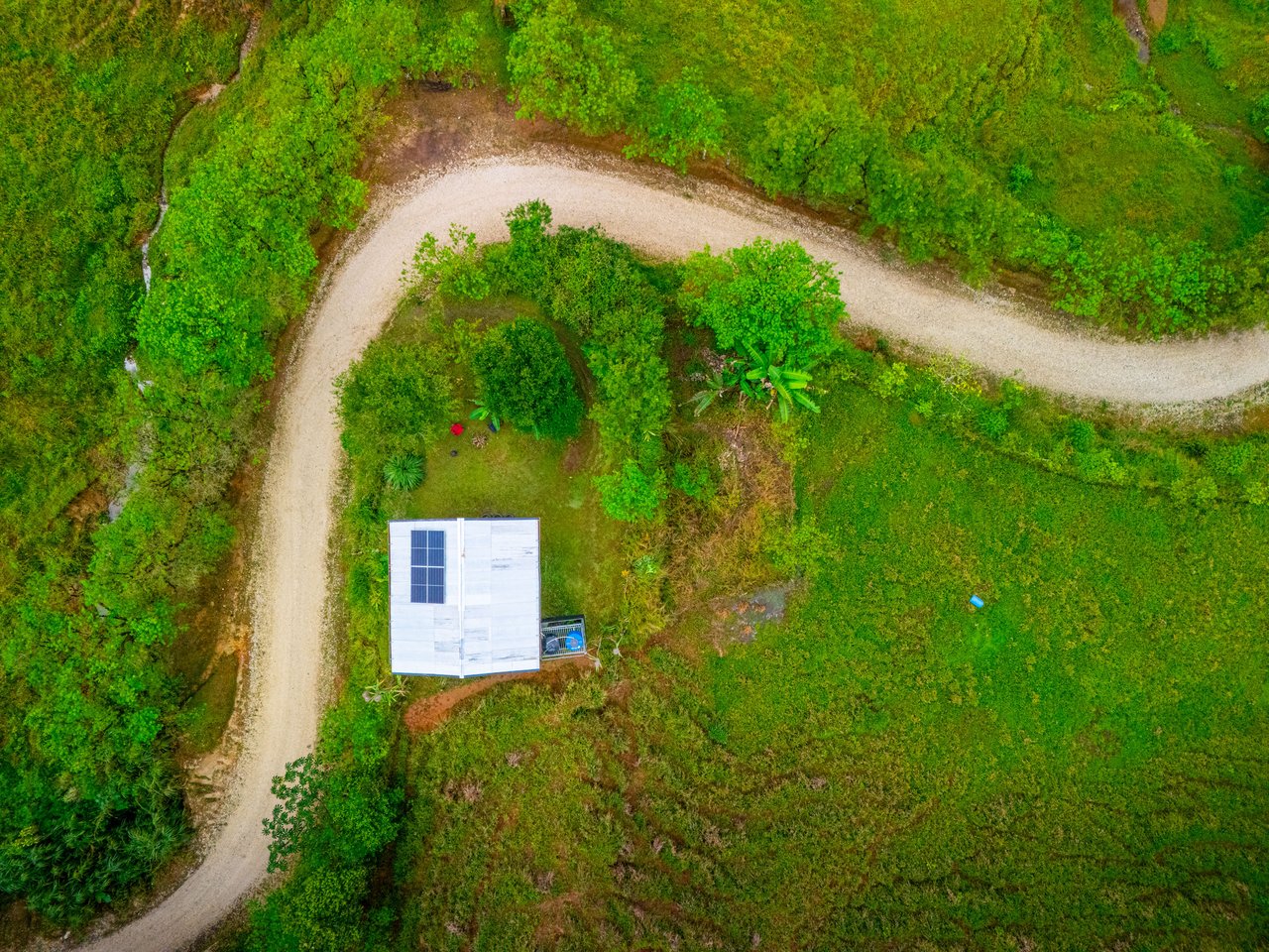 Off Grid Cabin - San Vito with Amazing Mountain Views