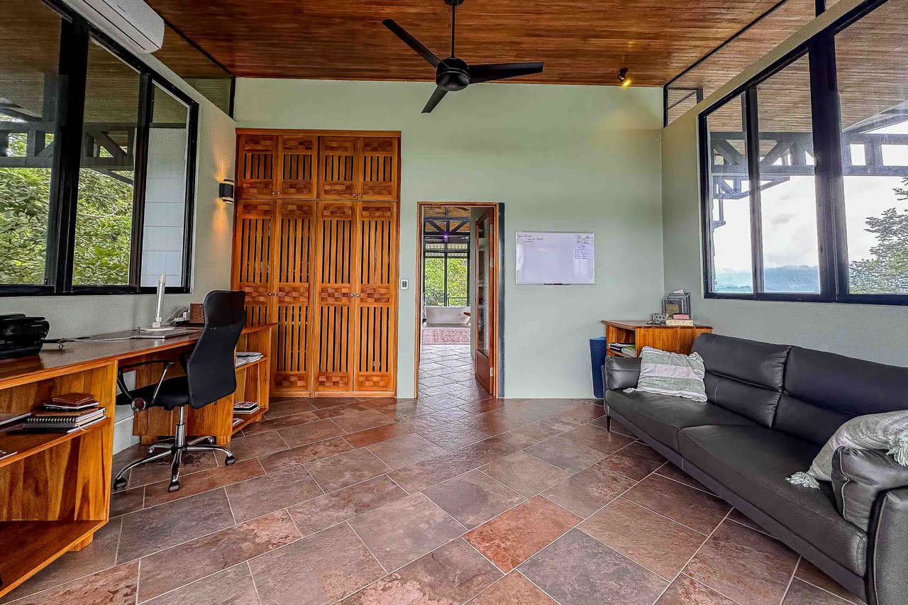 Mountaintop House Mountain View Home Gated Community
