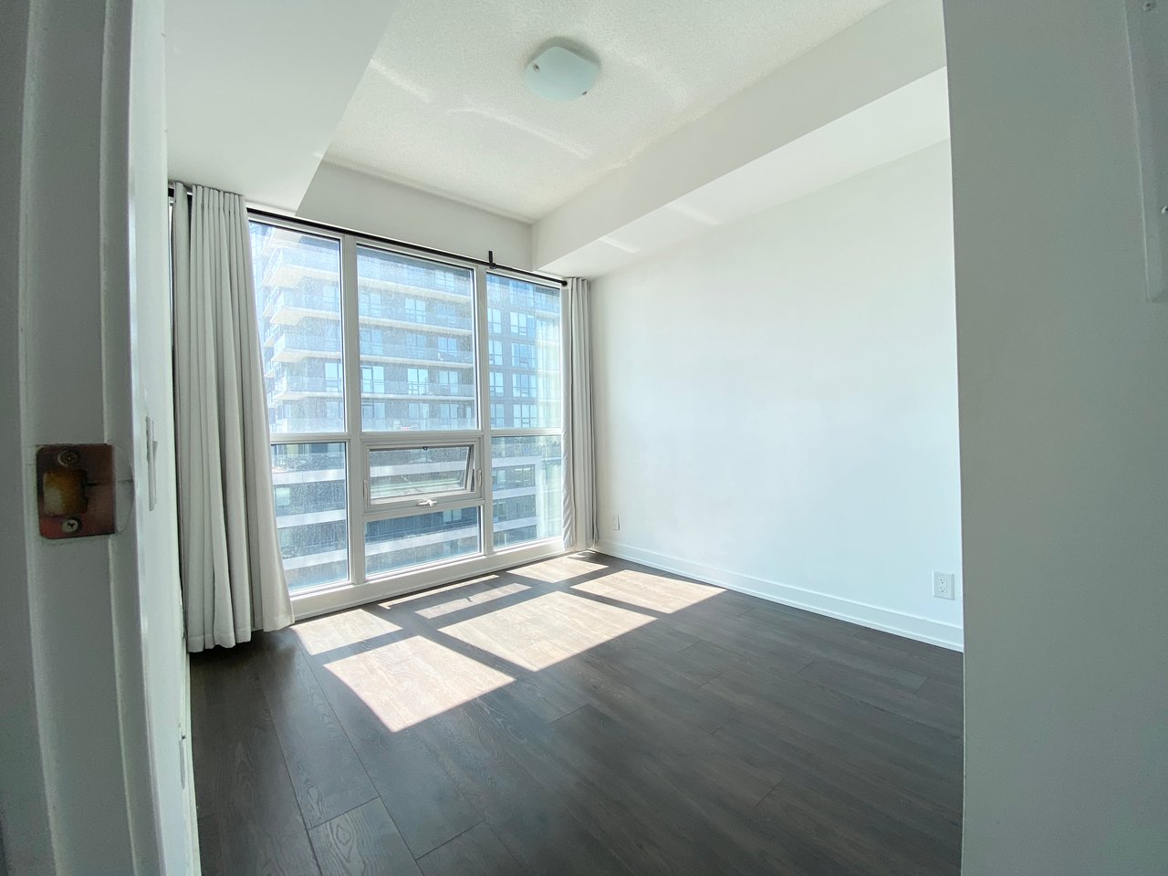 2200 Lake Shore Boulevard Unit: 903