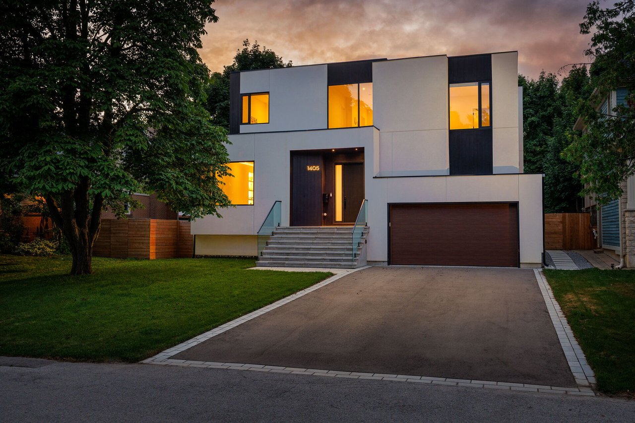 1405 Acton Crescent