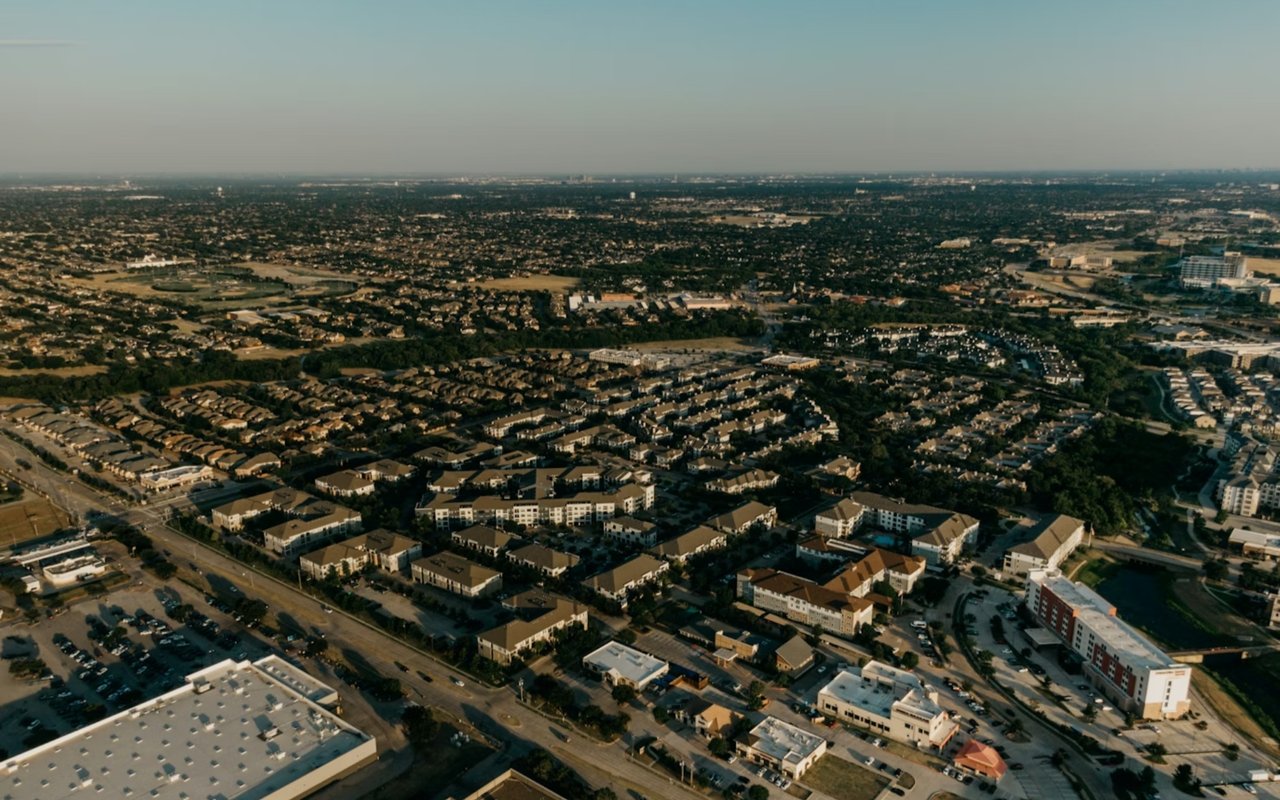 The Benefits of Working with a Local Real Estate Expert in Kessler Park, Dallas, TX