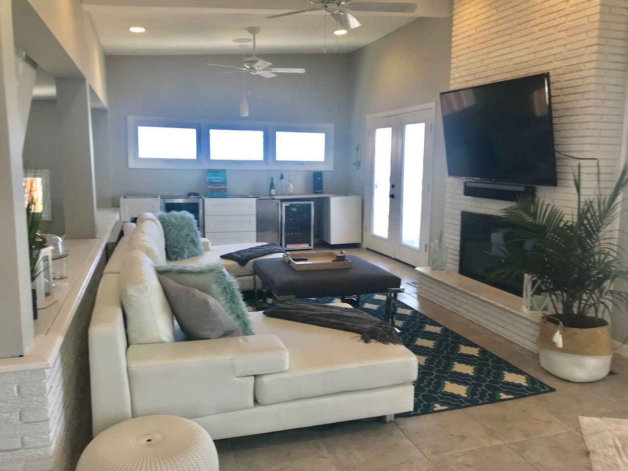 #492 Unbelievable Oceanfront Views Newly Renovated Summer Rental