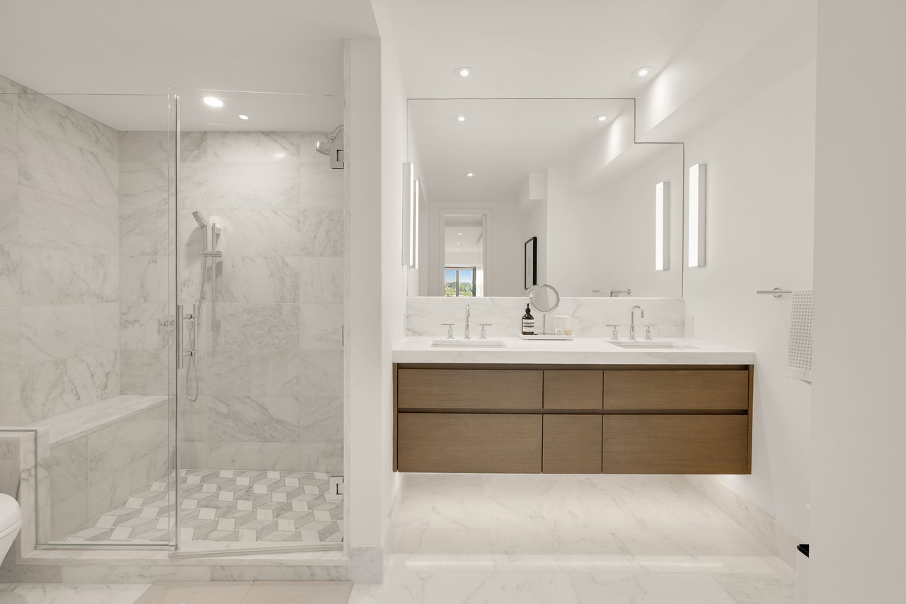 2501 M Street NW #704