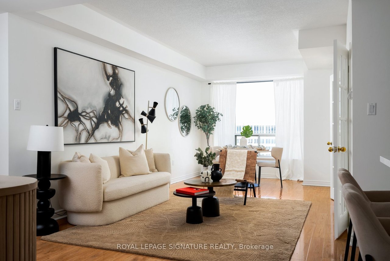PENTHOUSE FOR DOWNTOWN LIVING 