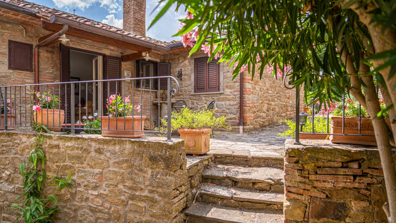 CASALE DELLA VALLATA