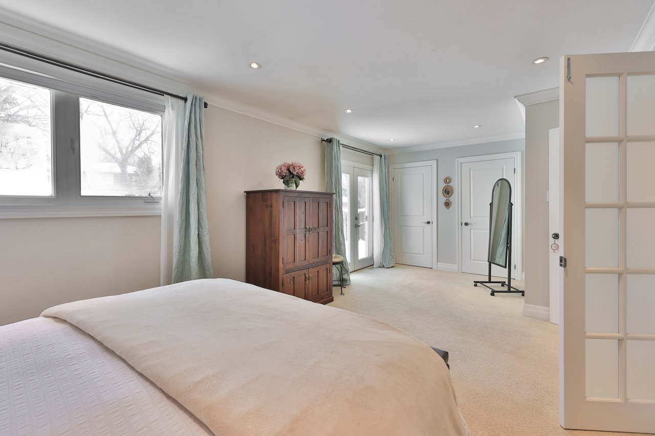502 Bohemia Crescent, Oakville