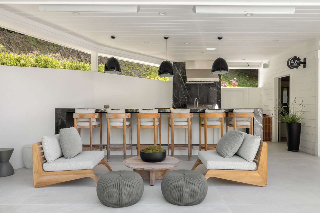 9520 Hidden Valley Rd, Beverly Hills