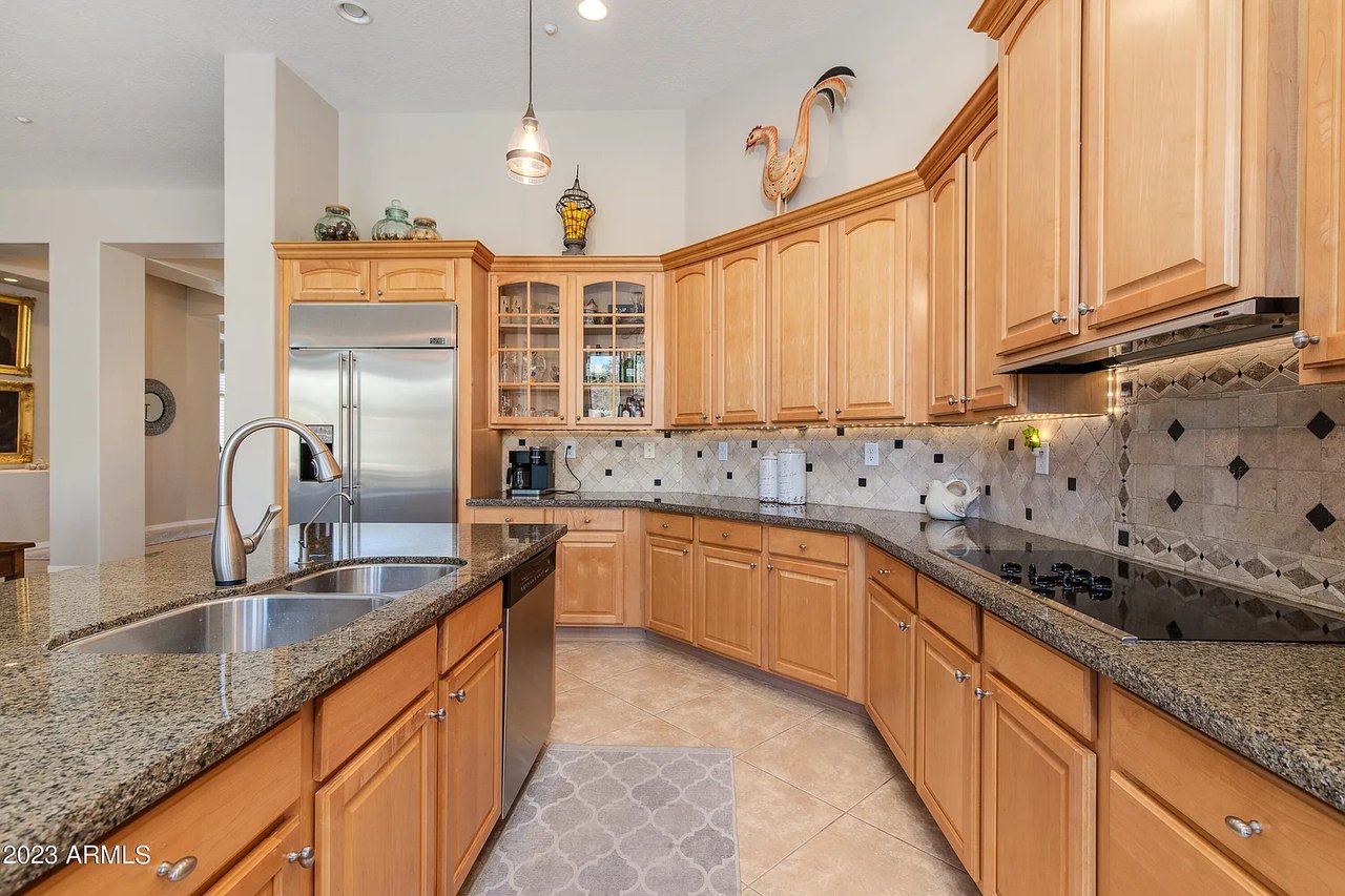 1908 W Turtle Hill Ct