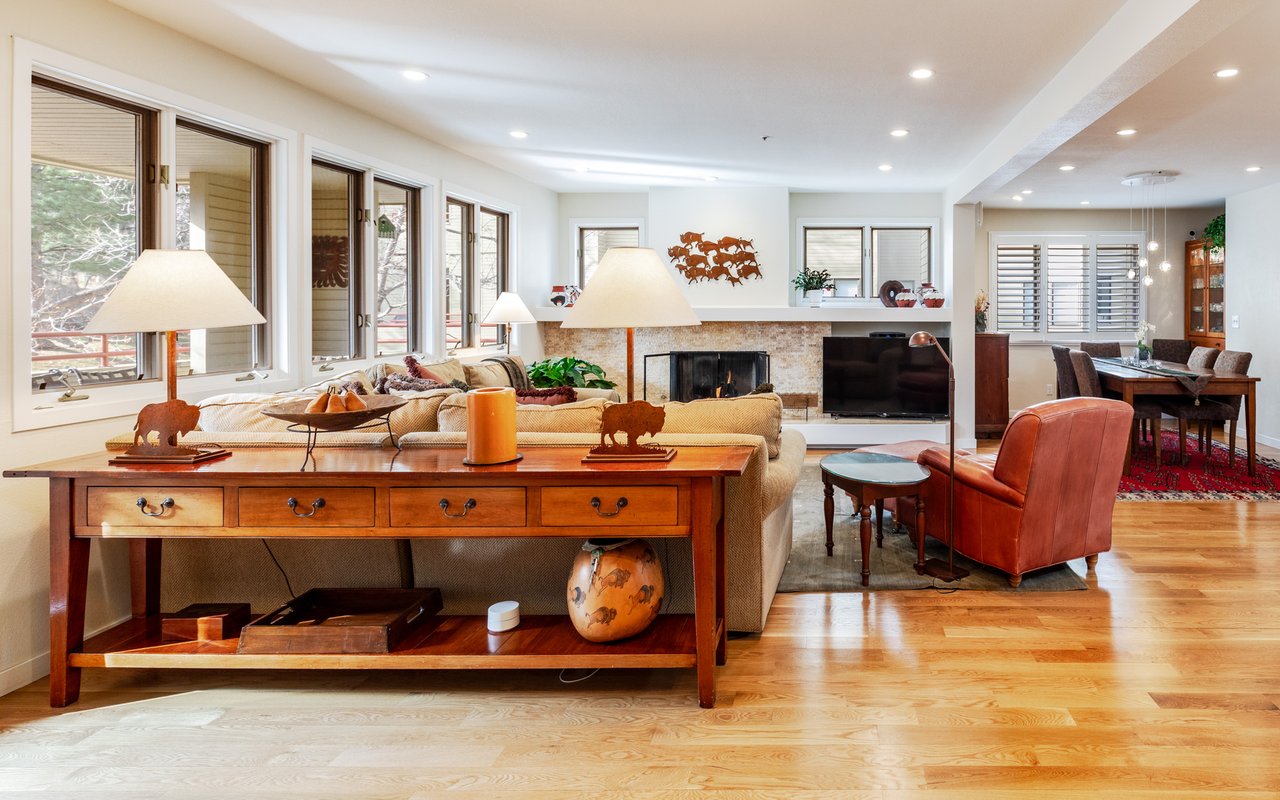 337 Arapahoe Avenue, #101