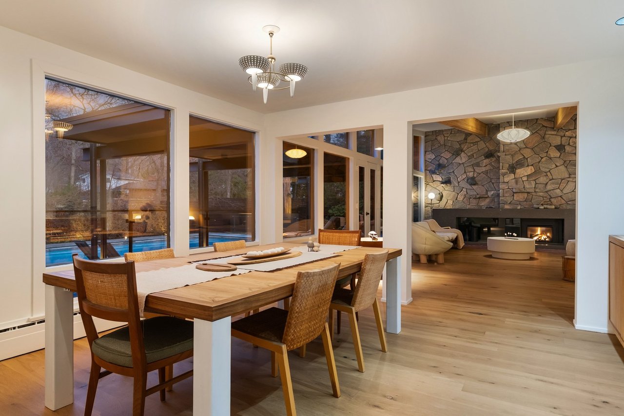 Inspiring MCM Residence