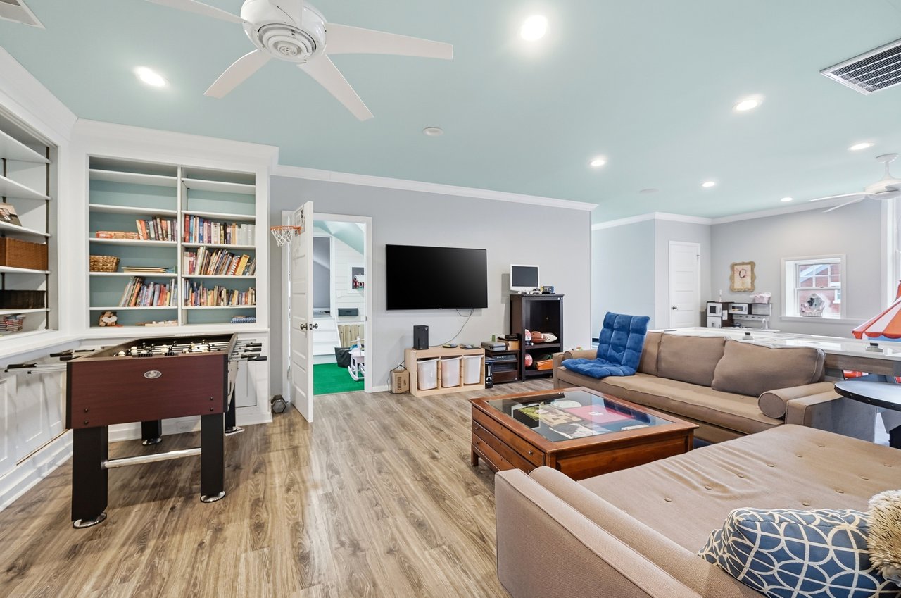 4009 Beechwood Avenue, Cincinnati, OH 45229 