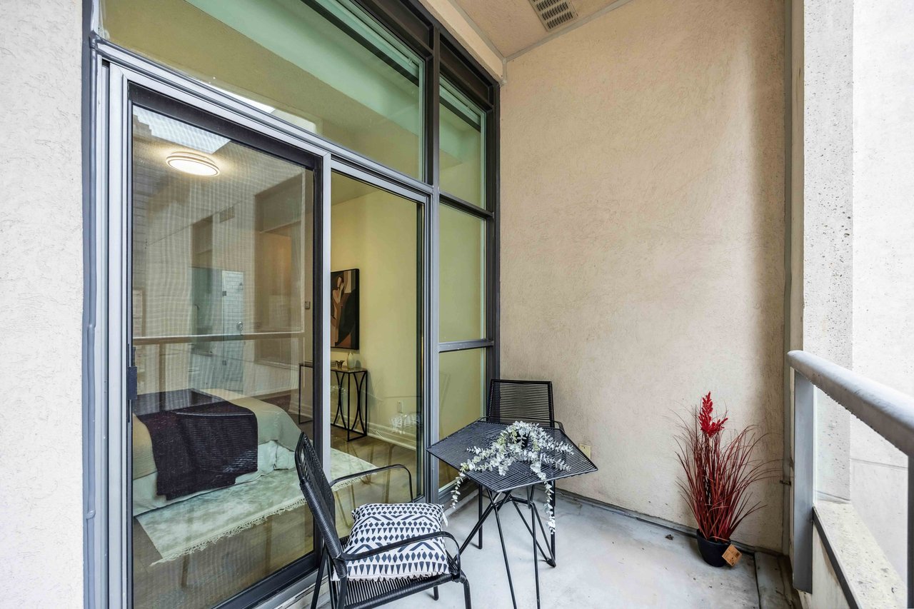 18 Spring Garden Ave Unit: 109