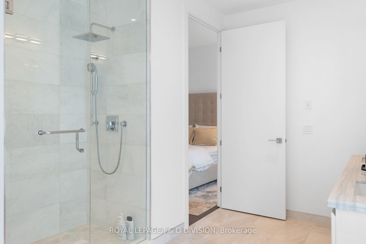 LUXURY ABOVE THE CITY PENTHOUSE