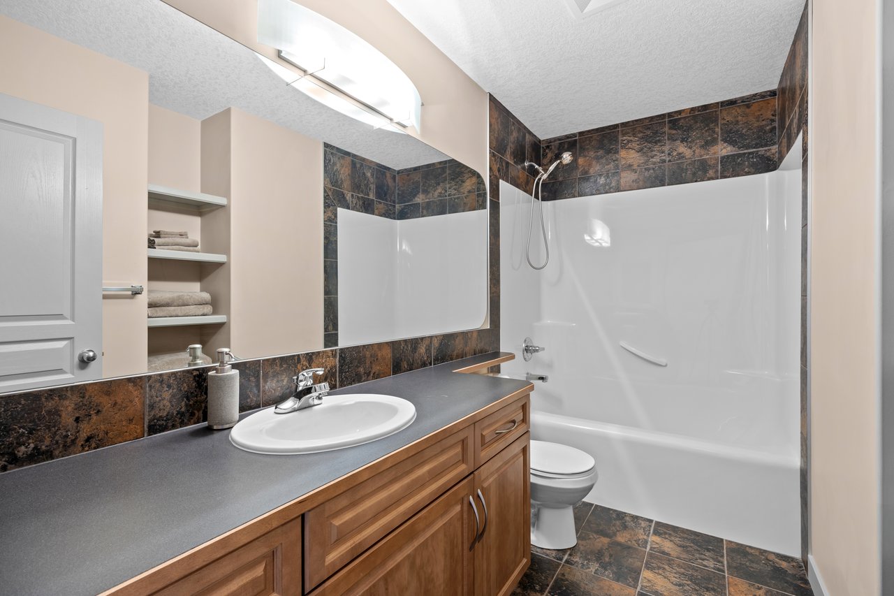 139 Tuscany Ridge Close NW