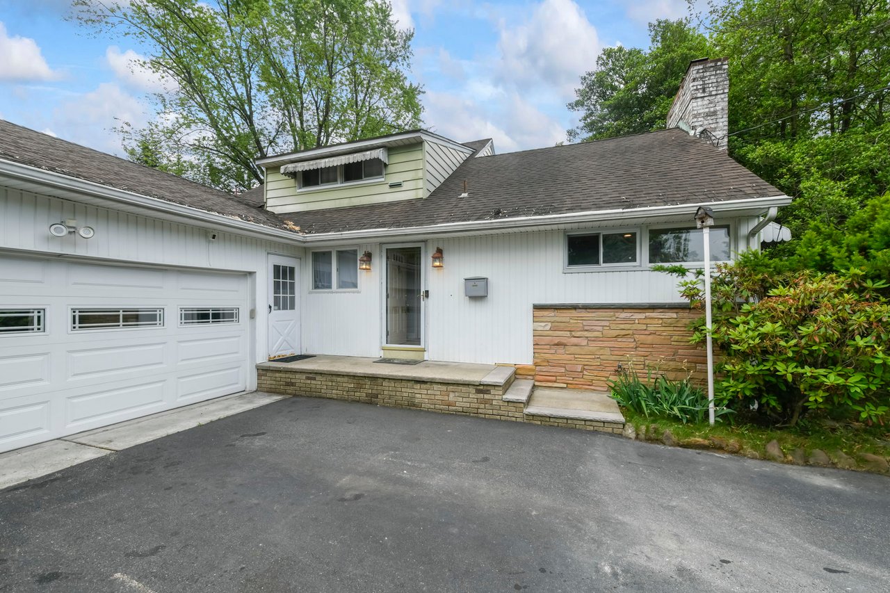 351 Schraalenburgh Rd