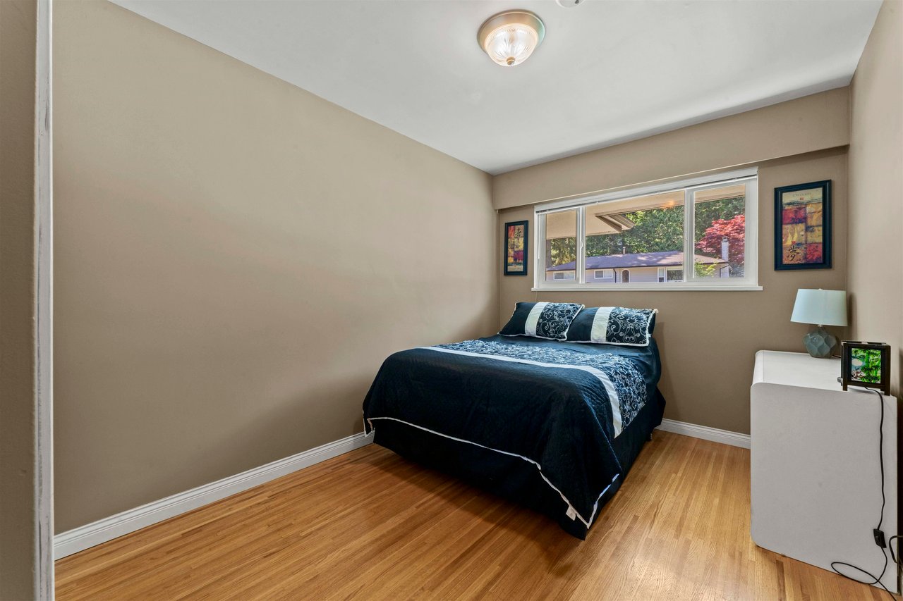 942 GARROW DR