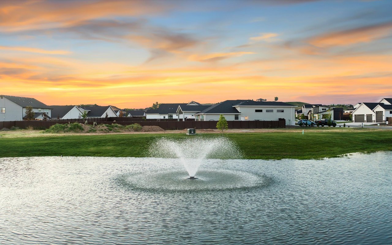 Modern Prairie Style Home in Serene Star, Idaho