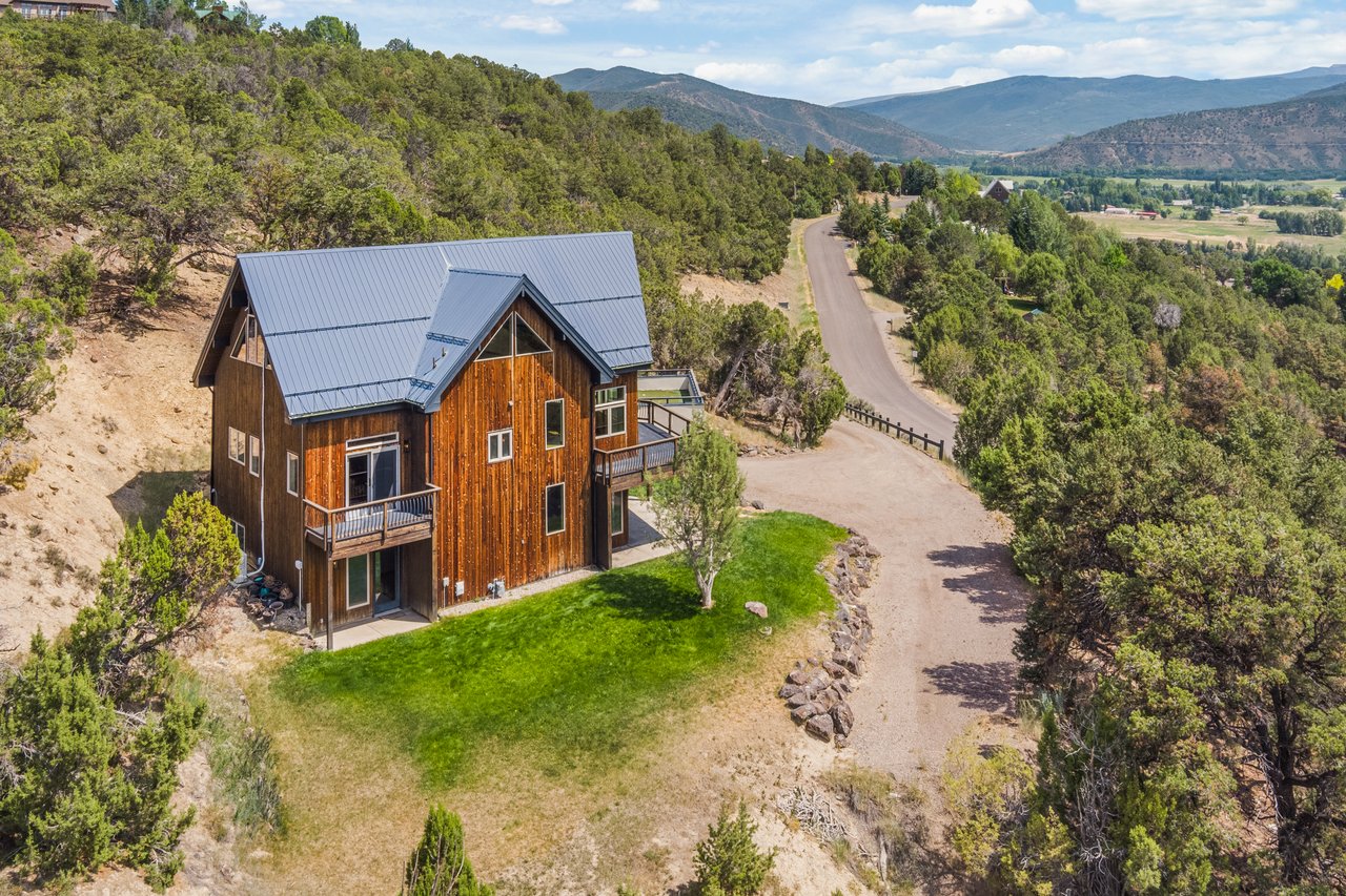 Centrally Located Mountain Chalet in Basalt 