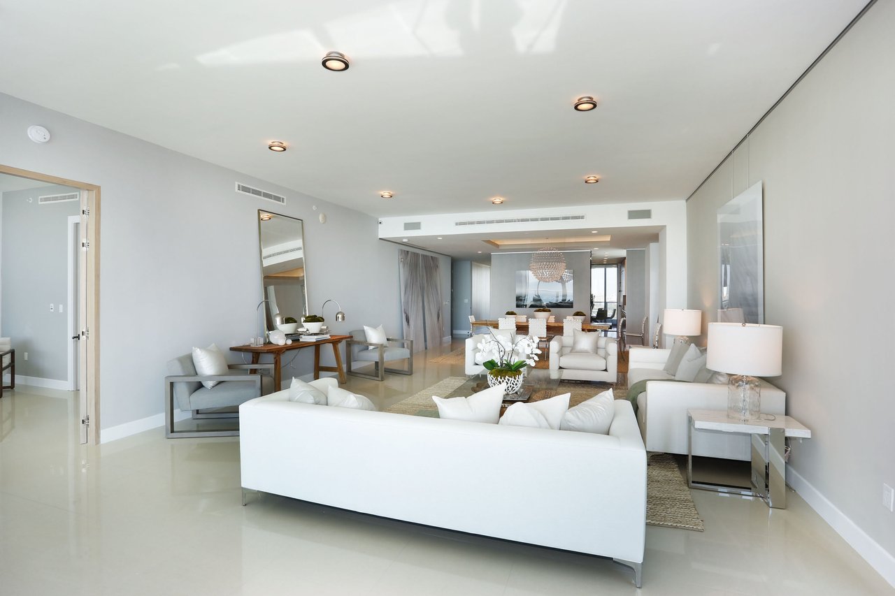 2627 S Bayshore Drive, #2301