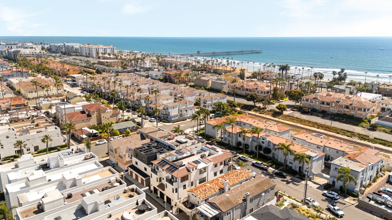812 N Cleveland St #1, Oceanside