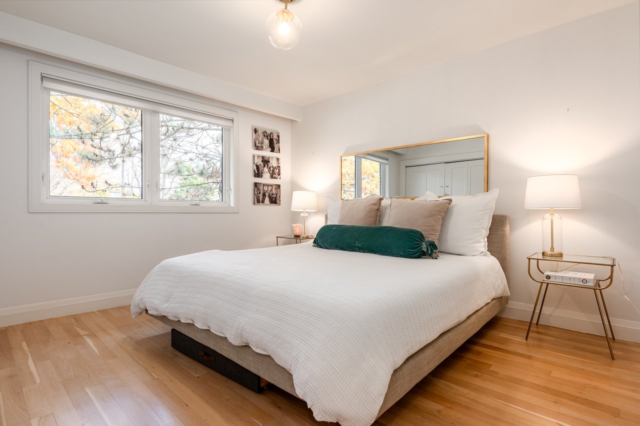 Central Oakville Bungalow