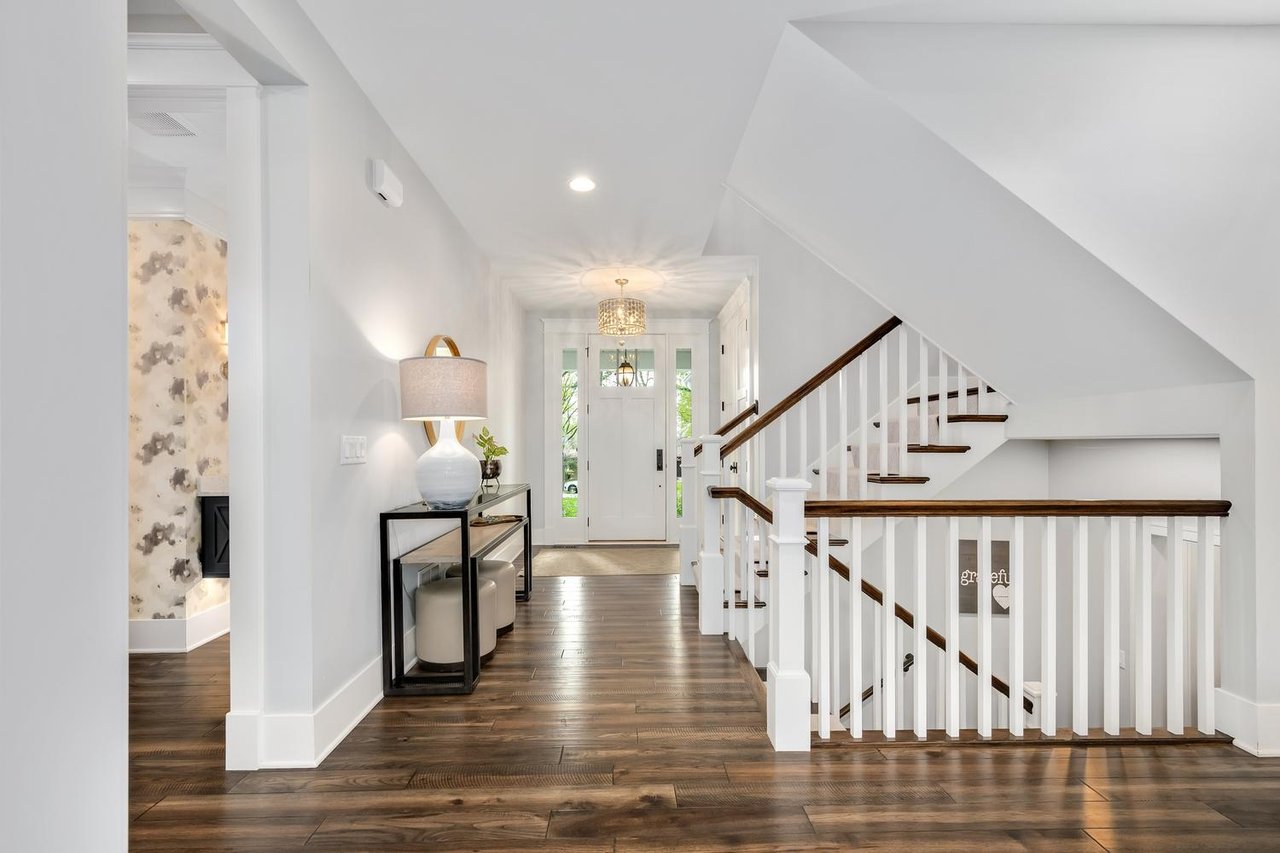 1303 N Cross St, Wheaton IL – Custom Luxury Home Built in 2019 with Resort-Style Outdoor Living