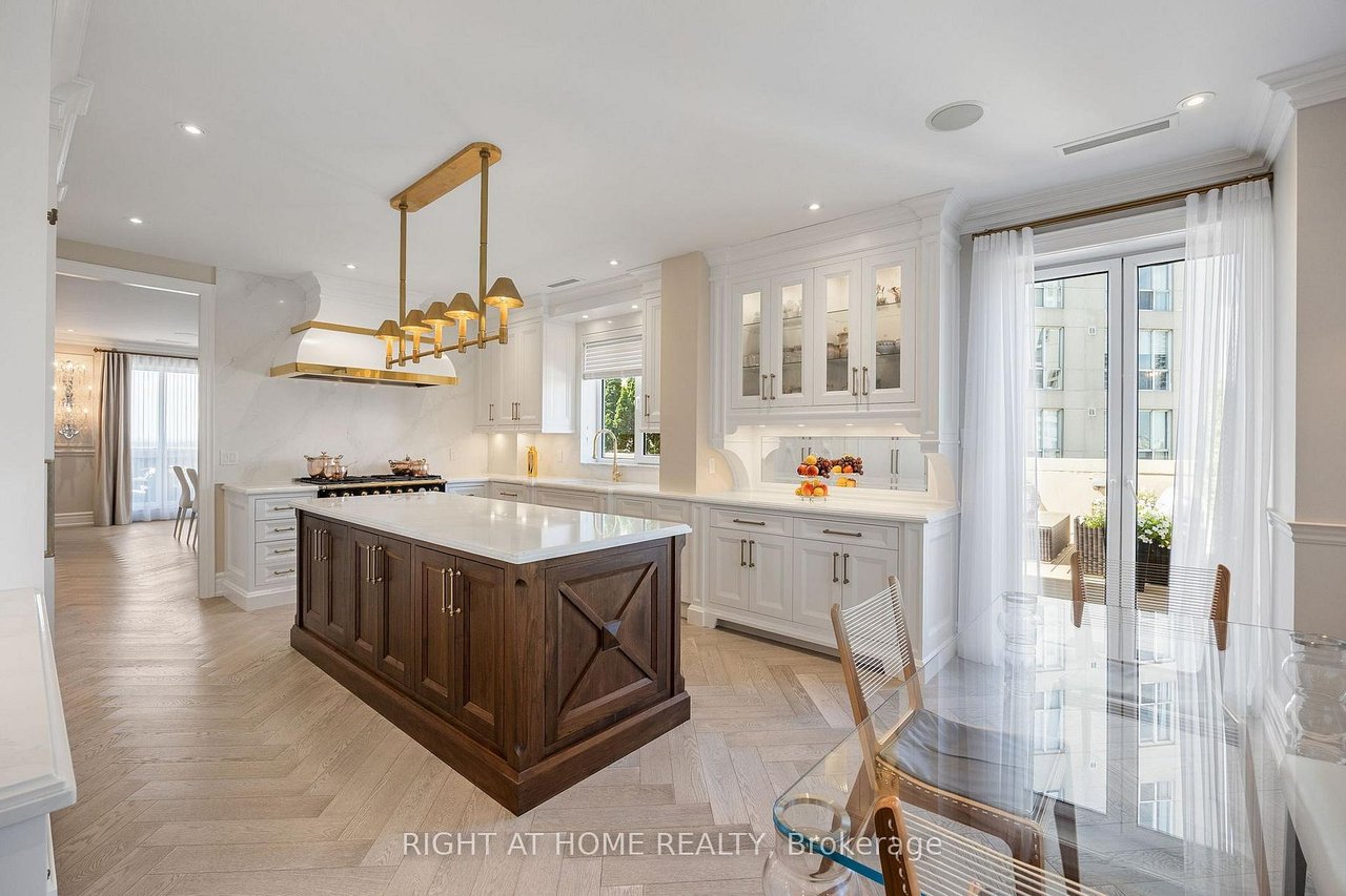 LARGEST PH IN GRAND HARBOUR