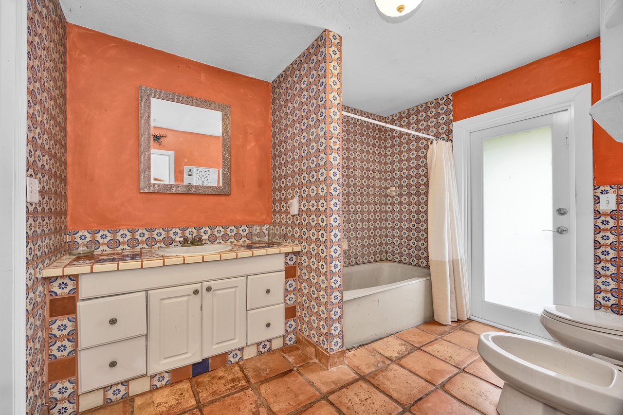 Estate Sale Opportunity in Kendall