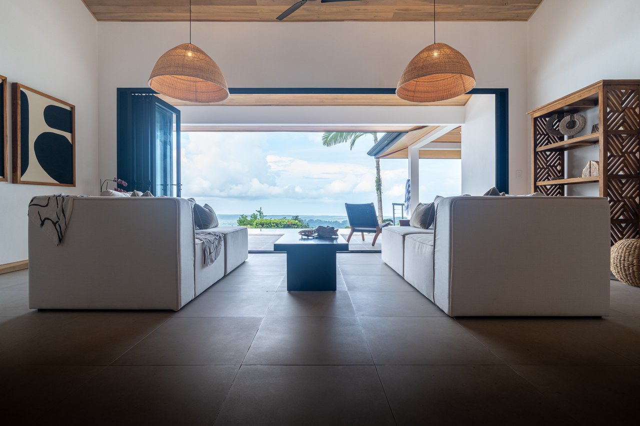 Casa Amarilla – Oceanfront Luxury Meets Sustainable Living in Tres Rios