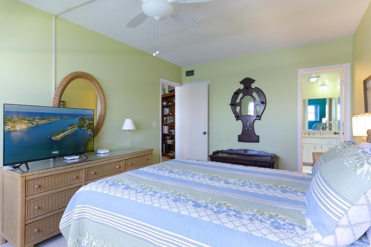 28 Yacht Club Drive #109