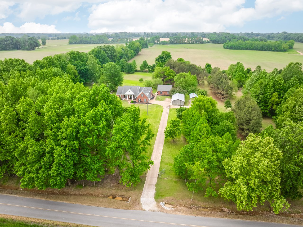 1095 CULBREATH RD
