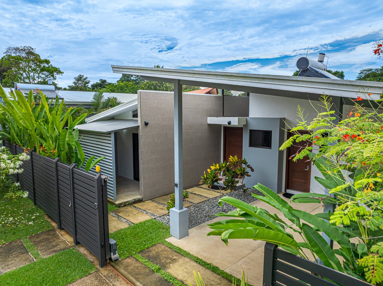 Uvita Home in Jardines del Sol with Private Pool and Dual Suites