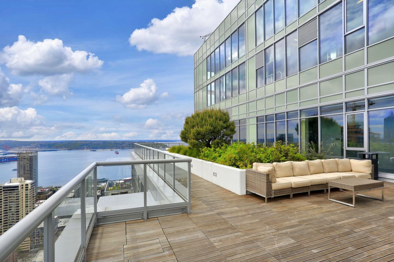 🏡 Why Seattle Continues to Attract High-Income Buyers