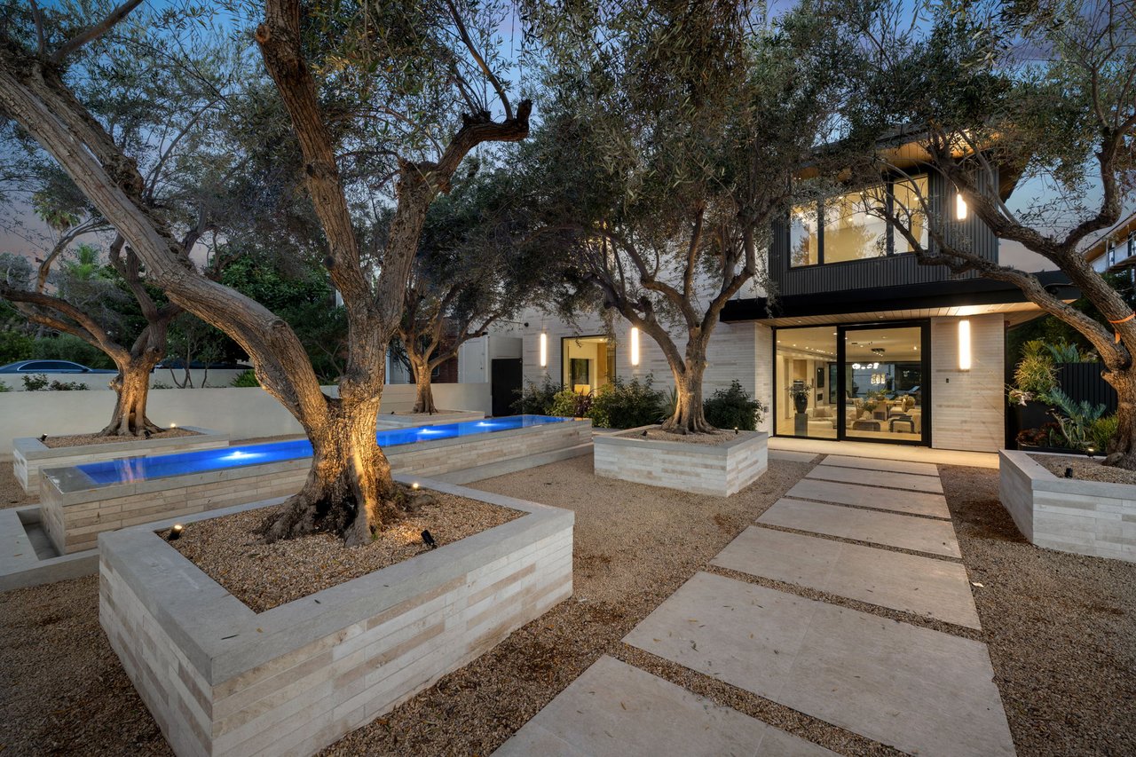 528 Marguerita Avenue